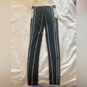 BonaFide Athletic Leggings XS blk and wht